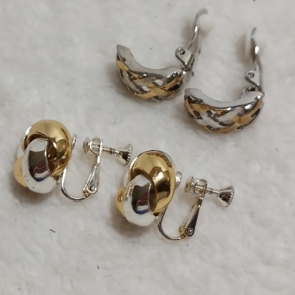 Mixed Silver and Goldtone Metal small non pierced earrings lot‎ of two - Picture 6 of 7